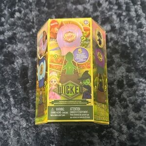 Mattel Wicked Balloon Surprise Toy collect all 5!!!!!